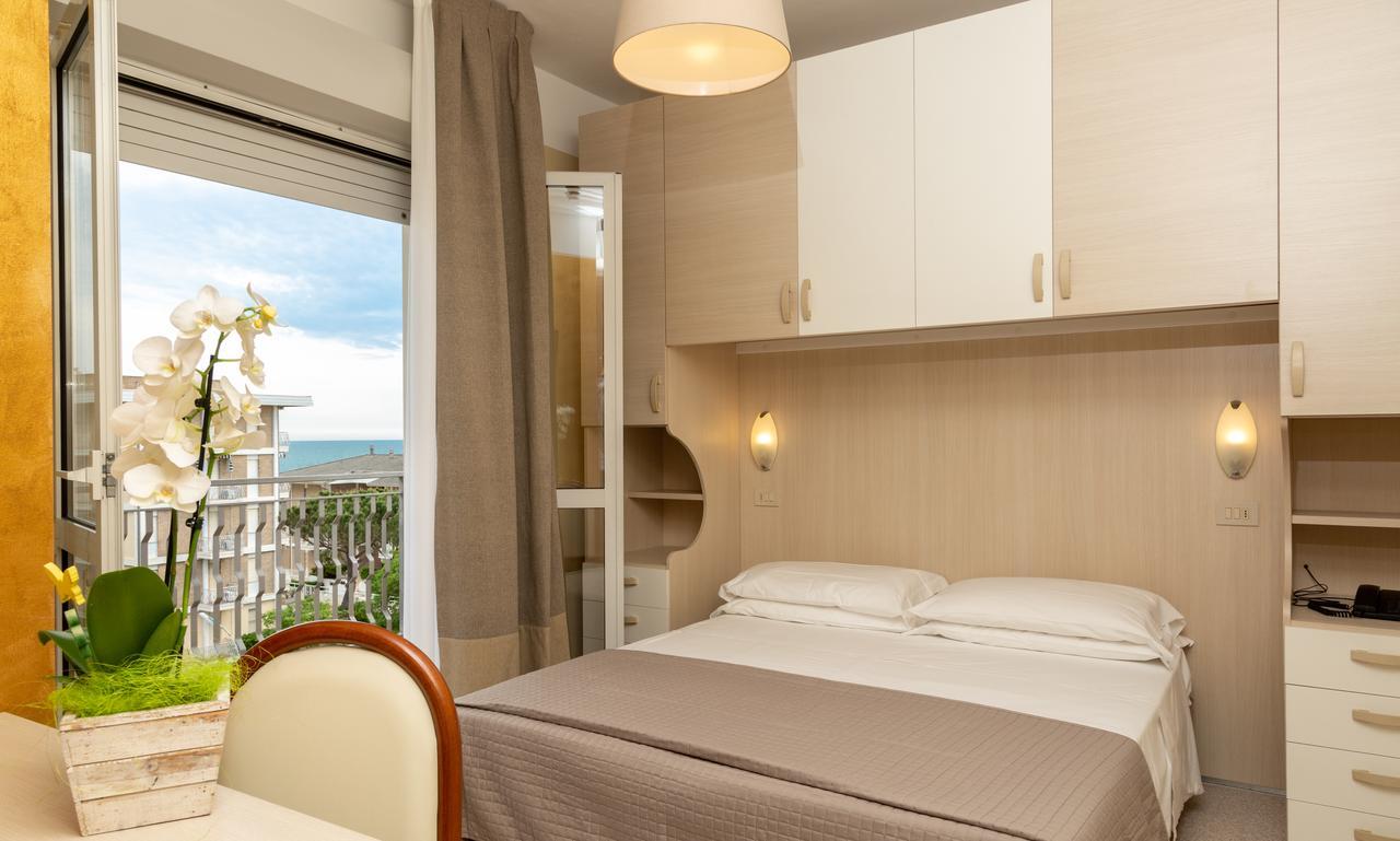 Double or Twin Room Balcony